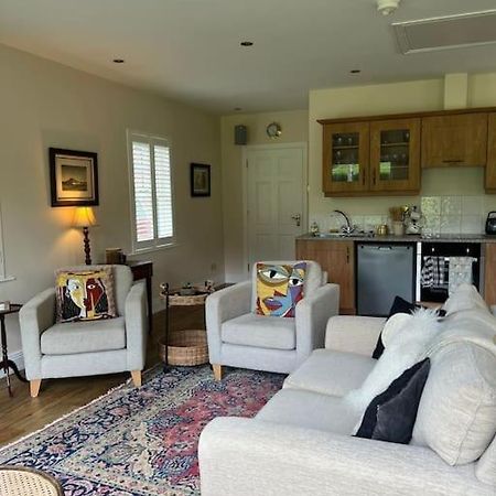 Adorable One Bedroom Apartment With Balcony Newtownards Exteriér fotografie