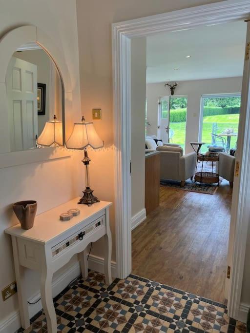 Adorable One Bedroom Apartment With Balcony Newtownards Exteriér fotografie